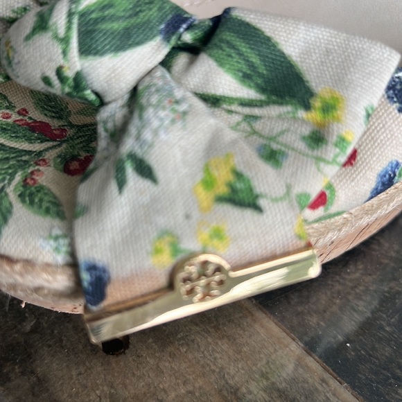 Tory Burch floral platform sandals LIKE NEW - Picture 7 of 7